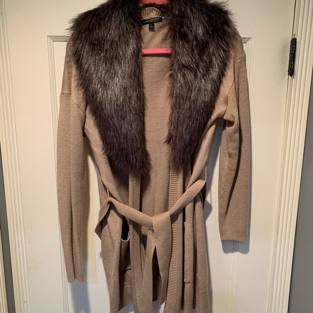 Banana Republic Foe Fur Collar Sweater